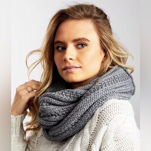 C.C Accessories C.C Exclusives Infinity Scarf Women's Knit Grayblack New